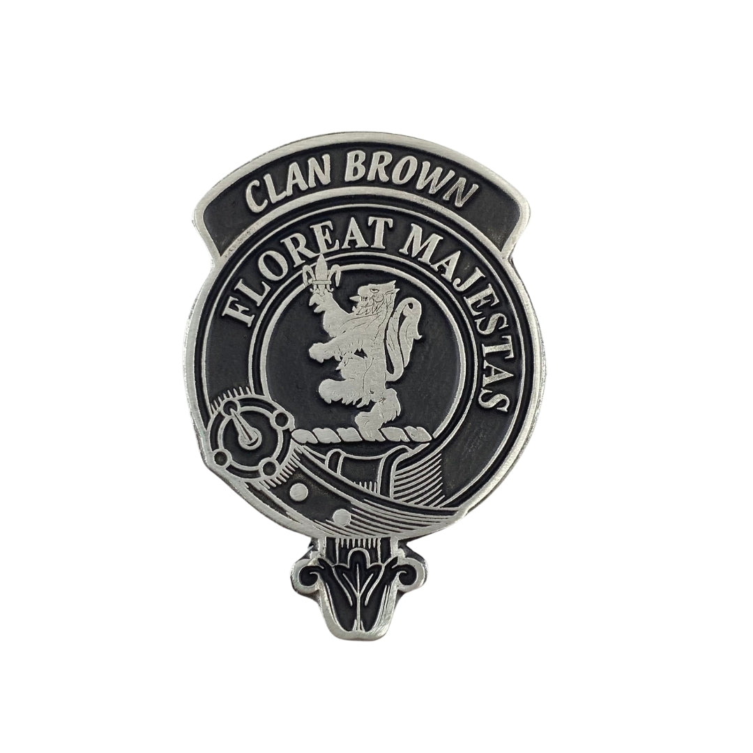 Brown Clan_Crested_Rocks_Glass
