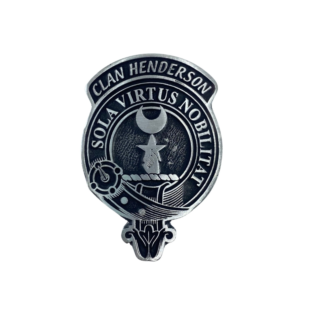 Henderson Clan Crest Rocks Glass