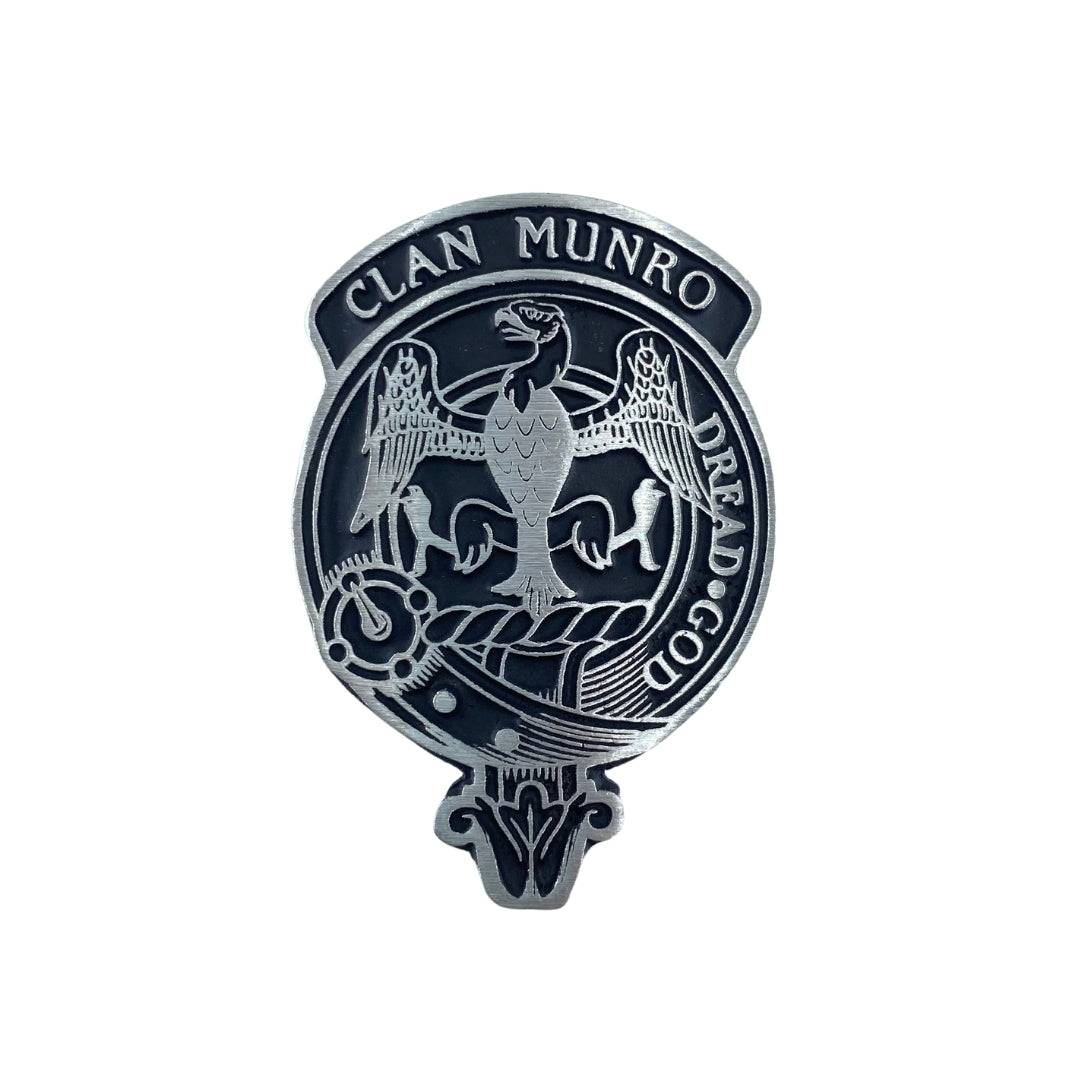 Munro Clan Crested Rocks Glass